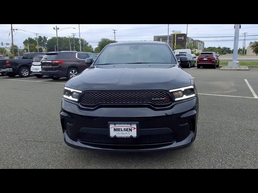 Used 2025 Dodge Durango AWD w/ Technology Group image 3