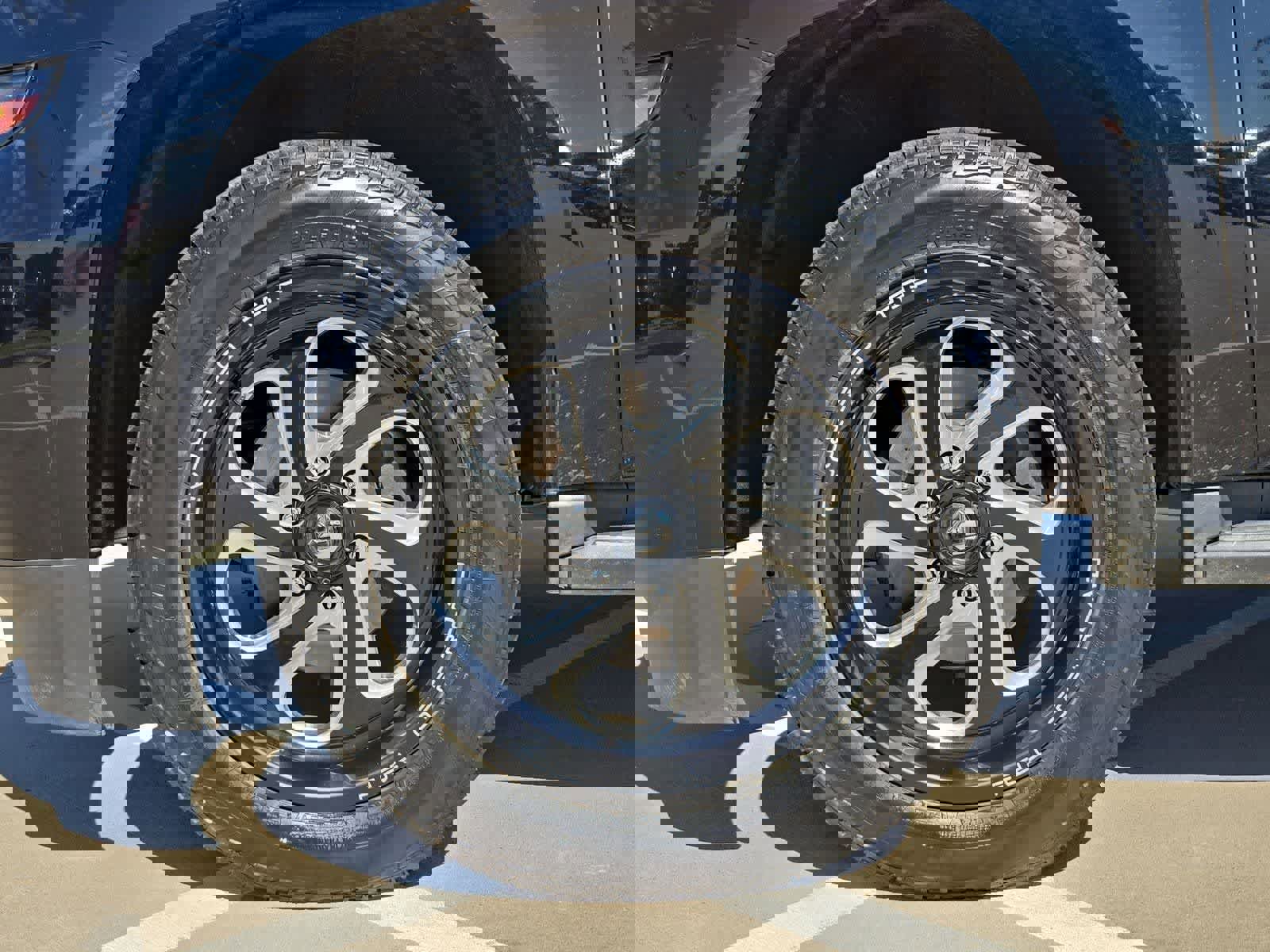 Used 2019 Chevrolet Tahoe LT image 12