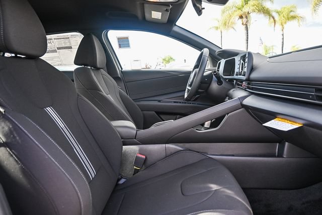 Certified 2026 Hyundai Elantra Sport FWD image 21