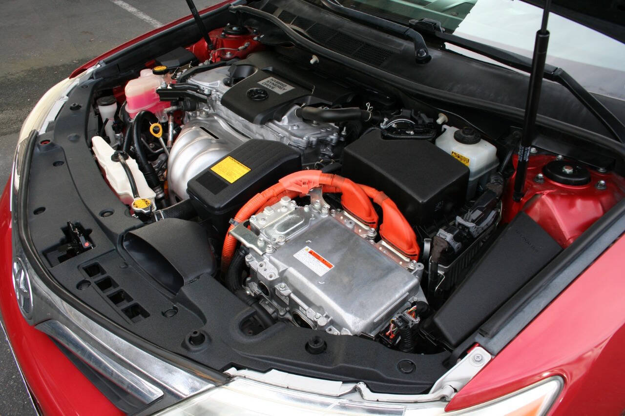 Used 2012 Toyota Camry LE w/ Preferred Accessory Pkg FWD image 12