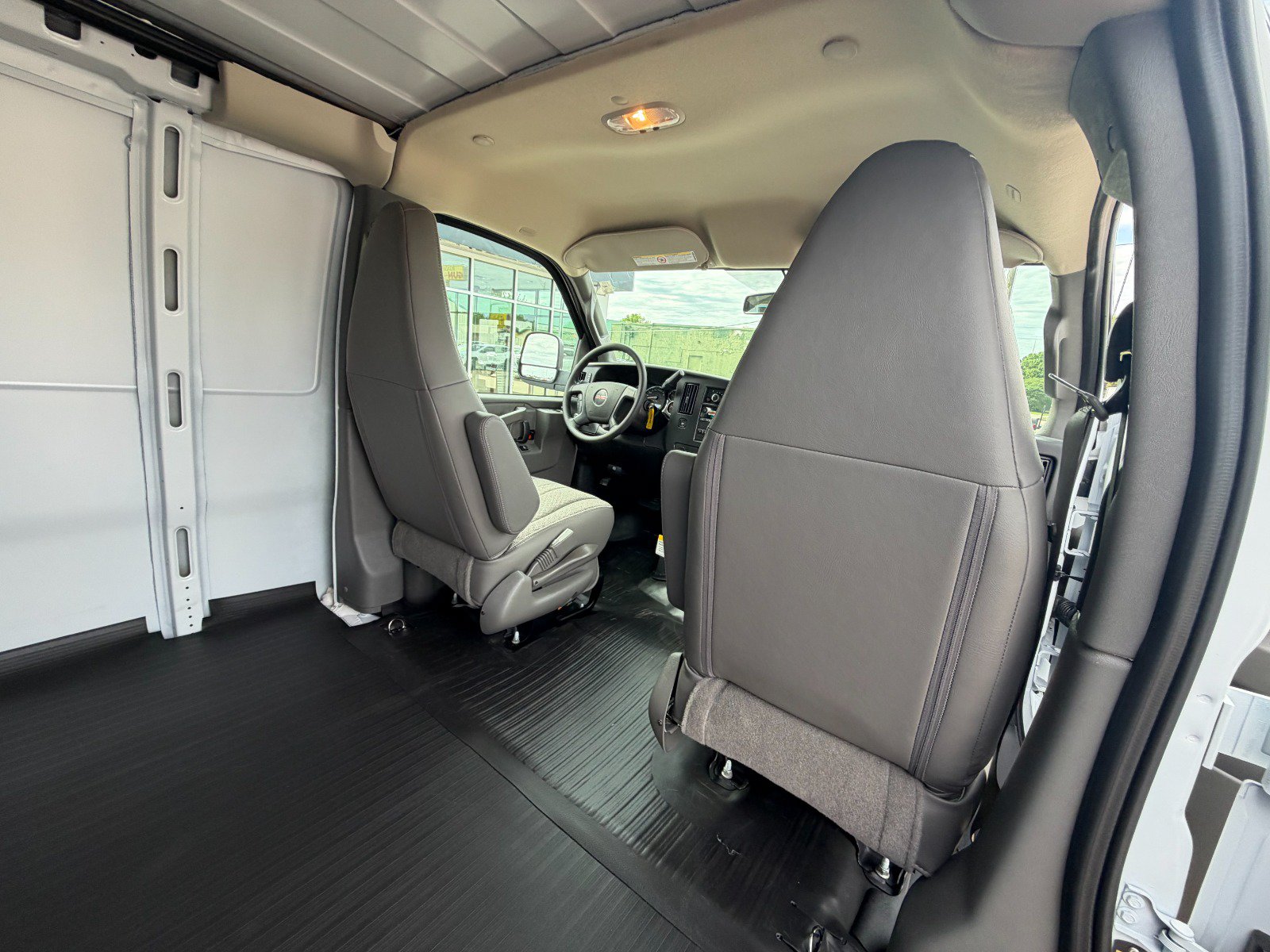 New 2026 GMC Savana 2500 Extended w/ Driver Convenience Package RWD image 22