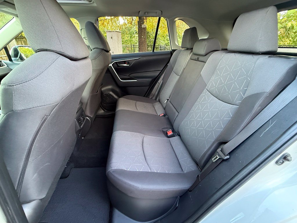 Used 2022 Toyota RAV4 XLE w/ Convenience Package AWD/4WD image 33