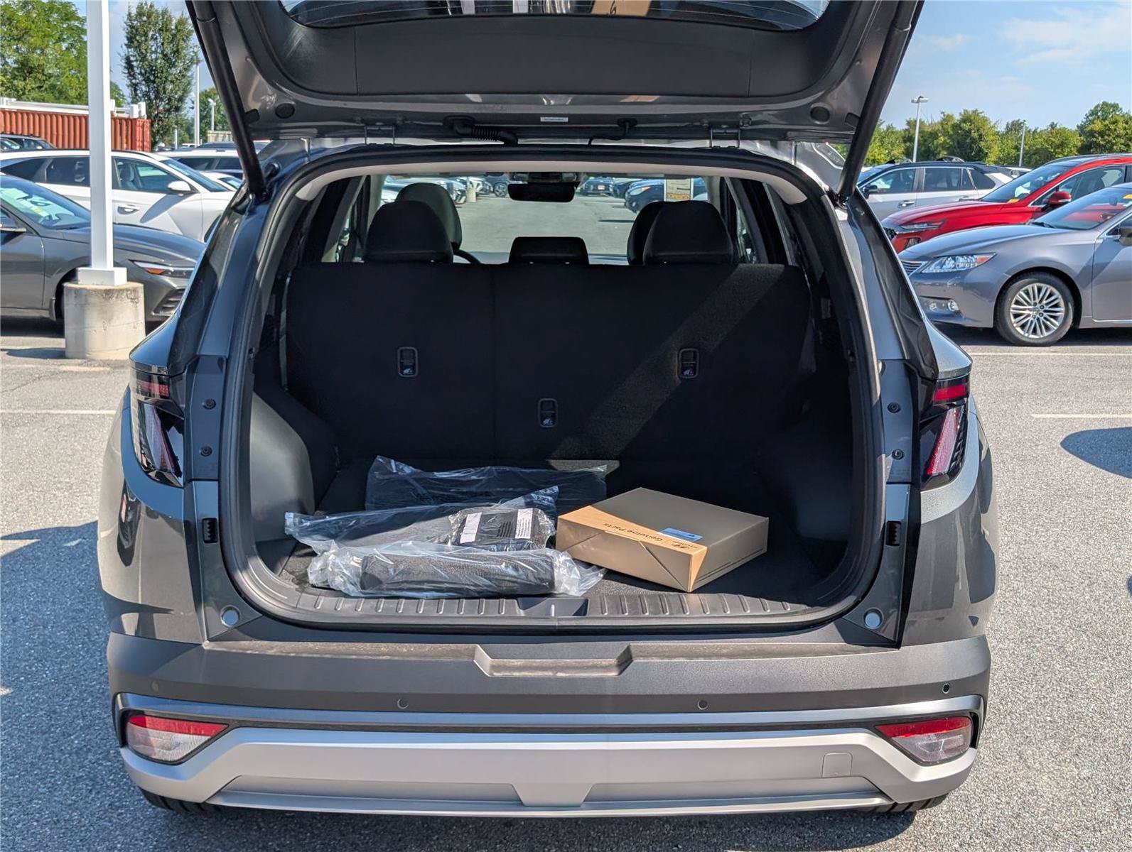 New 2026 Hyundai Tucson Limited AWD/4WD image 11