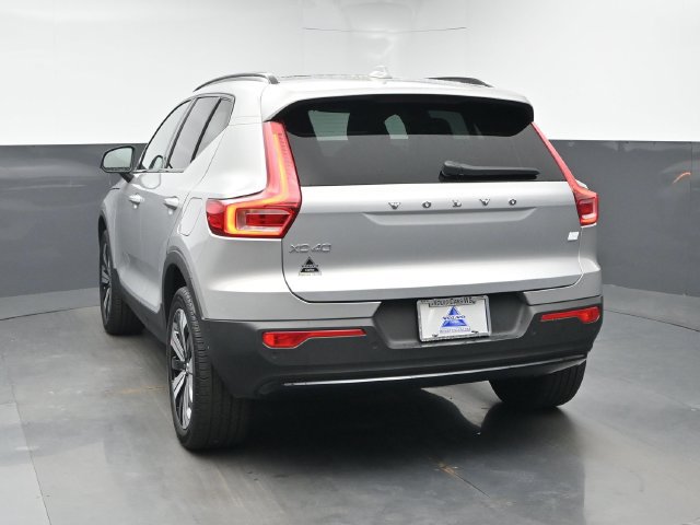 Used 2023 Volvo XC40 Recharge Plus AWD/4WD image 7