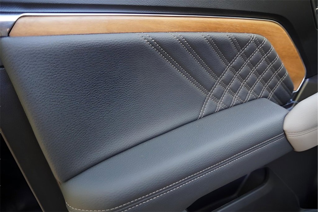 New 2026 GMC Canyon Denali image 24