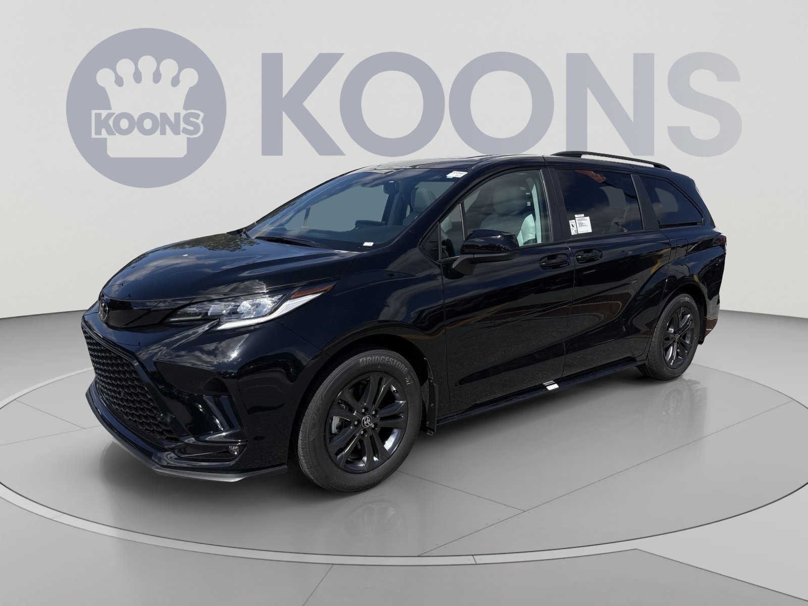 New 2026 Toyota Sienna XSE