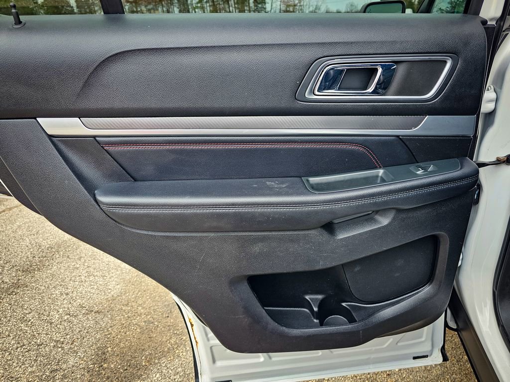Used 2016 Ford Explorer Sport w/ Equipment Group 401A image 34