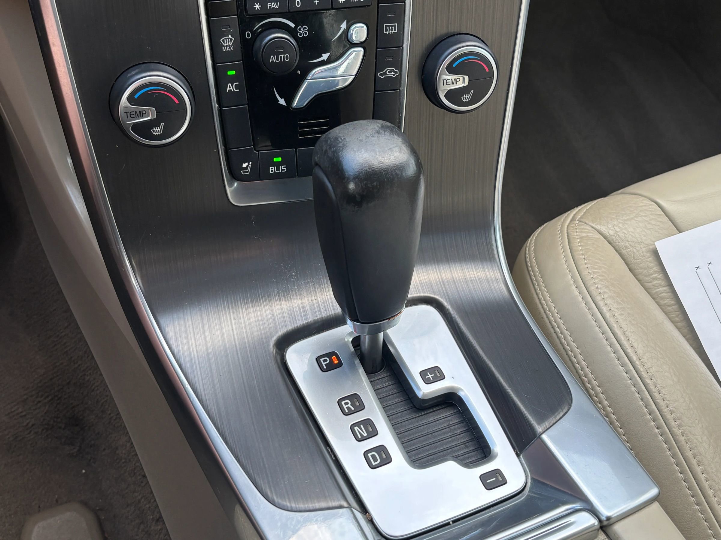 Used 2012 Volvo S60 T5 image 23