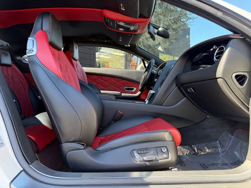 Used 2014 Bentley Continental GT V8 S image 33