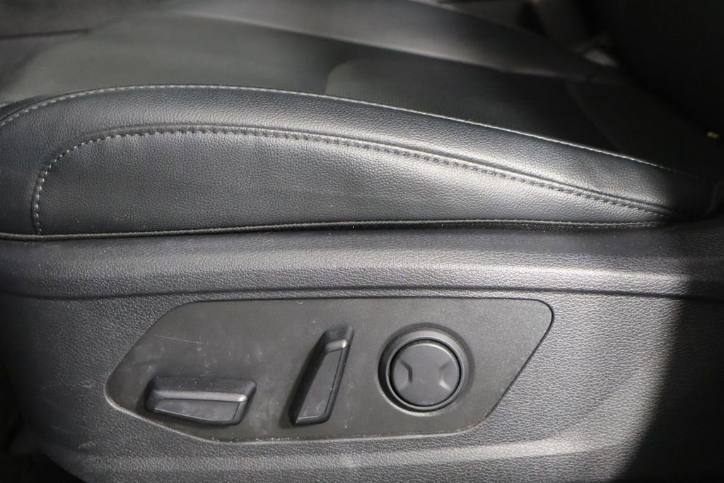 Used 2023 Kia Sportage EX FWD image 23