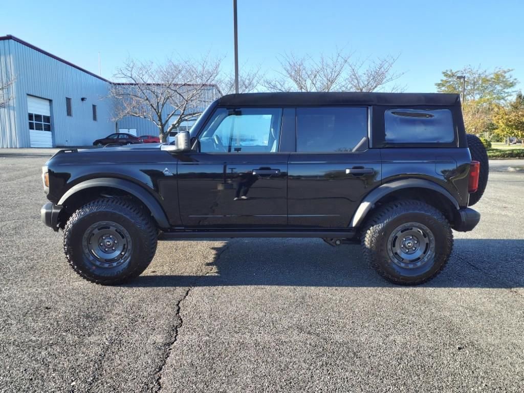 New 2024 Ford Bronco Black Diamond AWD/4WD image 3