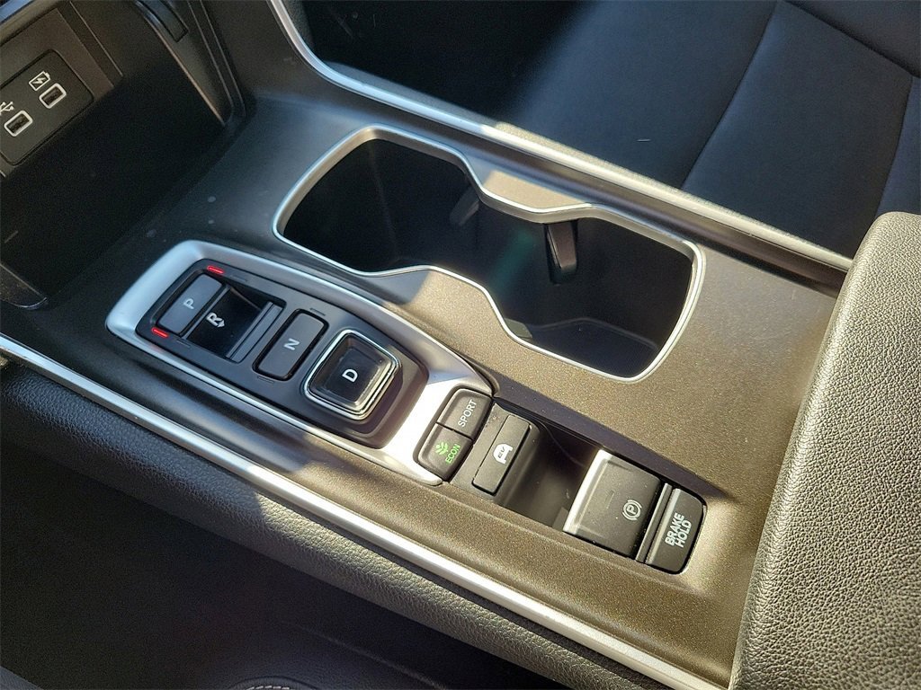 Used 2022 Honda Accord Sport image 13