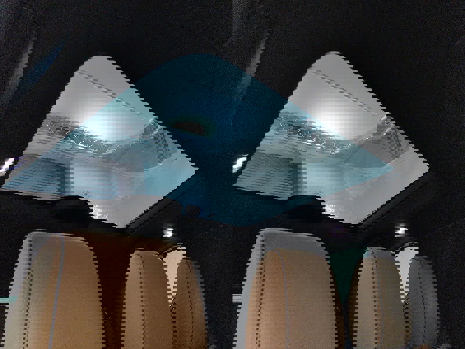 Used 2020 Land Rover Discovery HSE image 21