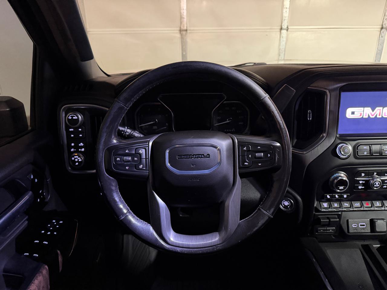 Used 2020 GMC Sierra 2500 Denali AWD/4WD image 13