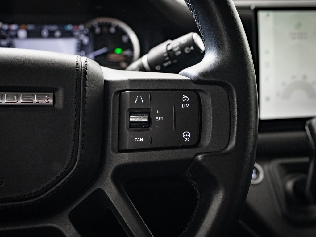 Used 2023 Land Rover Defender 110 X-Dynamic SE image 35