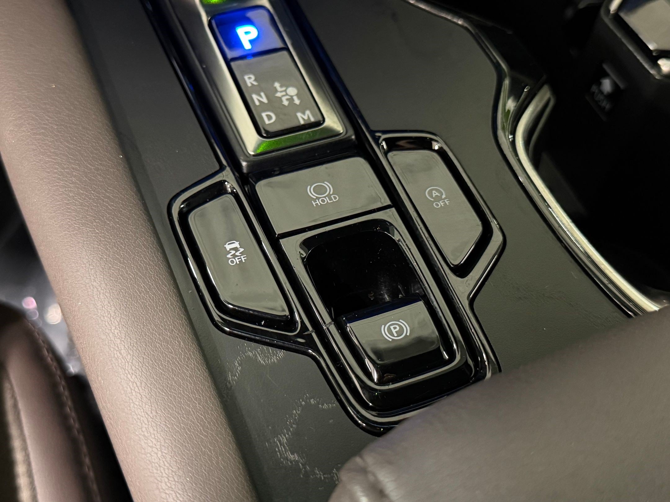 Used 2023 Lexus RX 350 FWD w/ Cold Area Package image 23