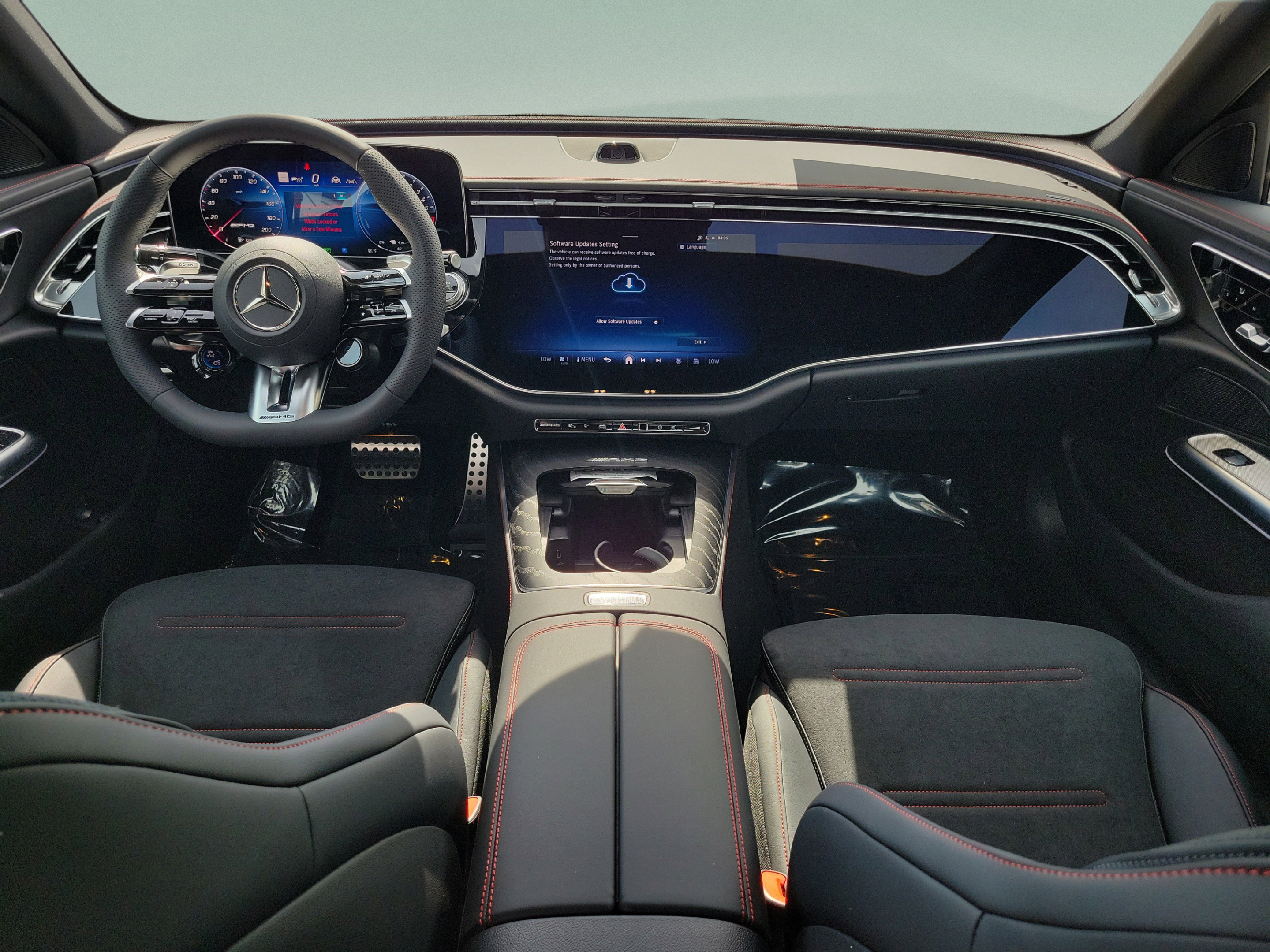 New 2026 Mercedes-Benz E 53 AMG e 4MATIC Sedan image 12