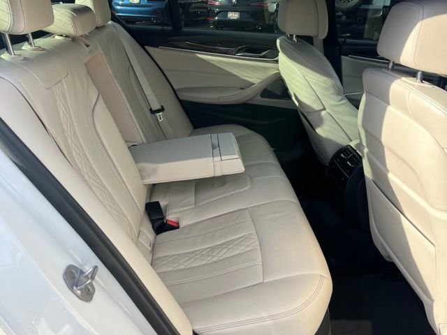 Used 2018 BMW M550i xDrive w/ Driving Assistance Package image 24