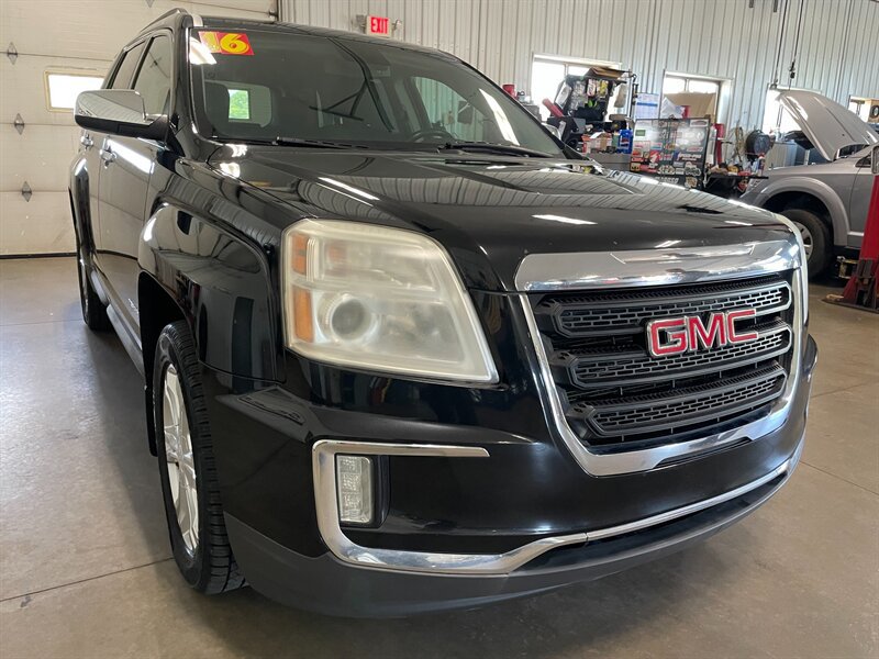 Used 2016 GMC Terrain SLE w/ Premium Edition, SLE-2 AWD/4WD image 3
