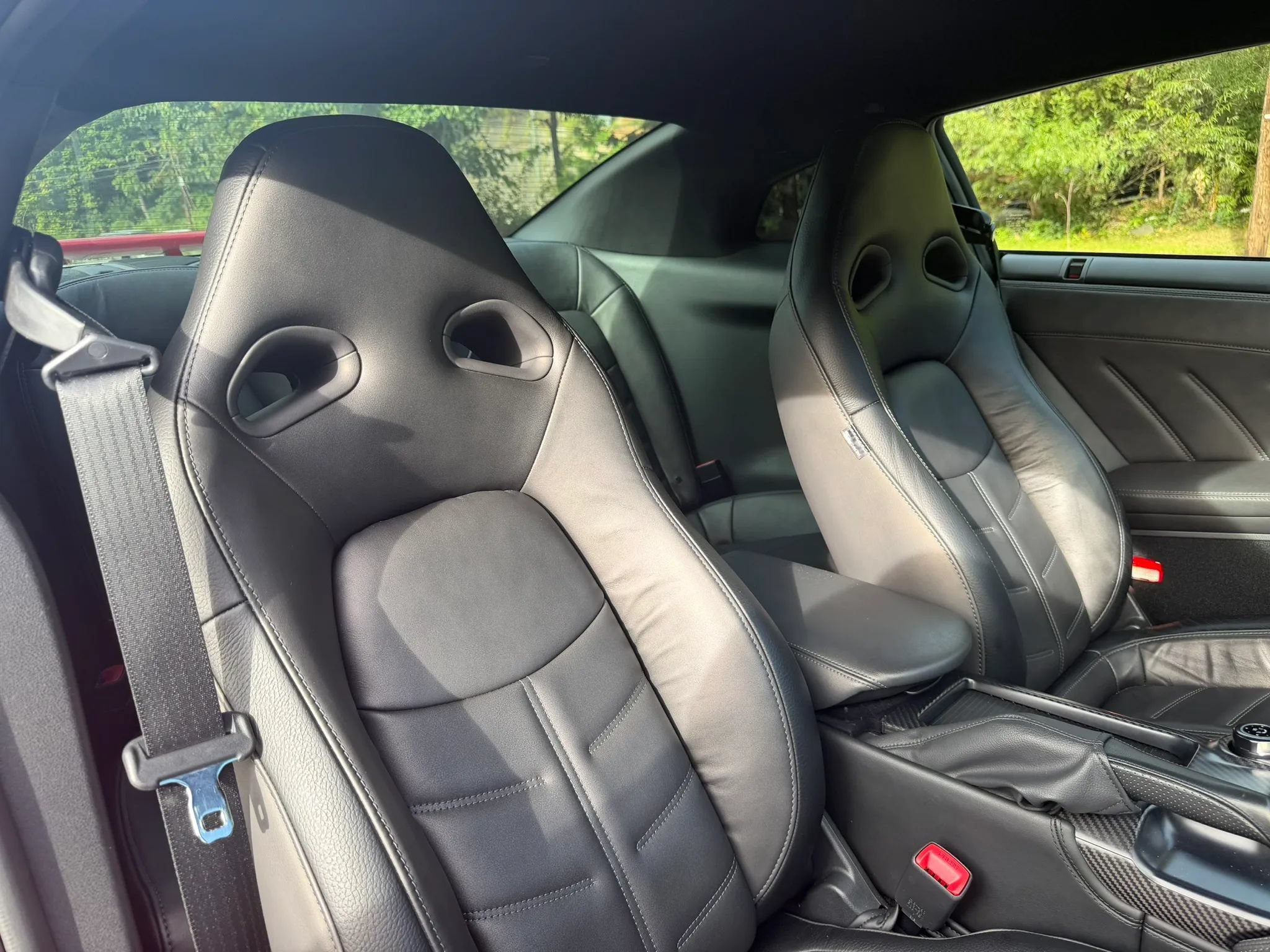 Used 2024 Nissan GT-R Premium w/ Premium Interior Package AWD/4WD image 33