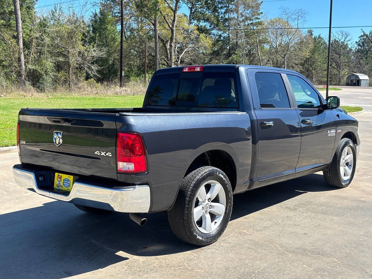 Used 2018 RAM 1500 Classic SLT image 5