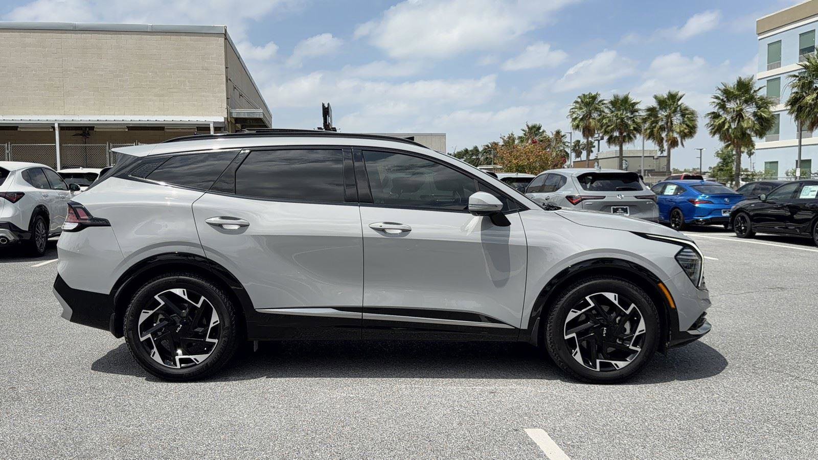 Used 2025 Kia Sportage SX FWD image 14