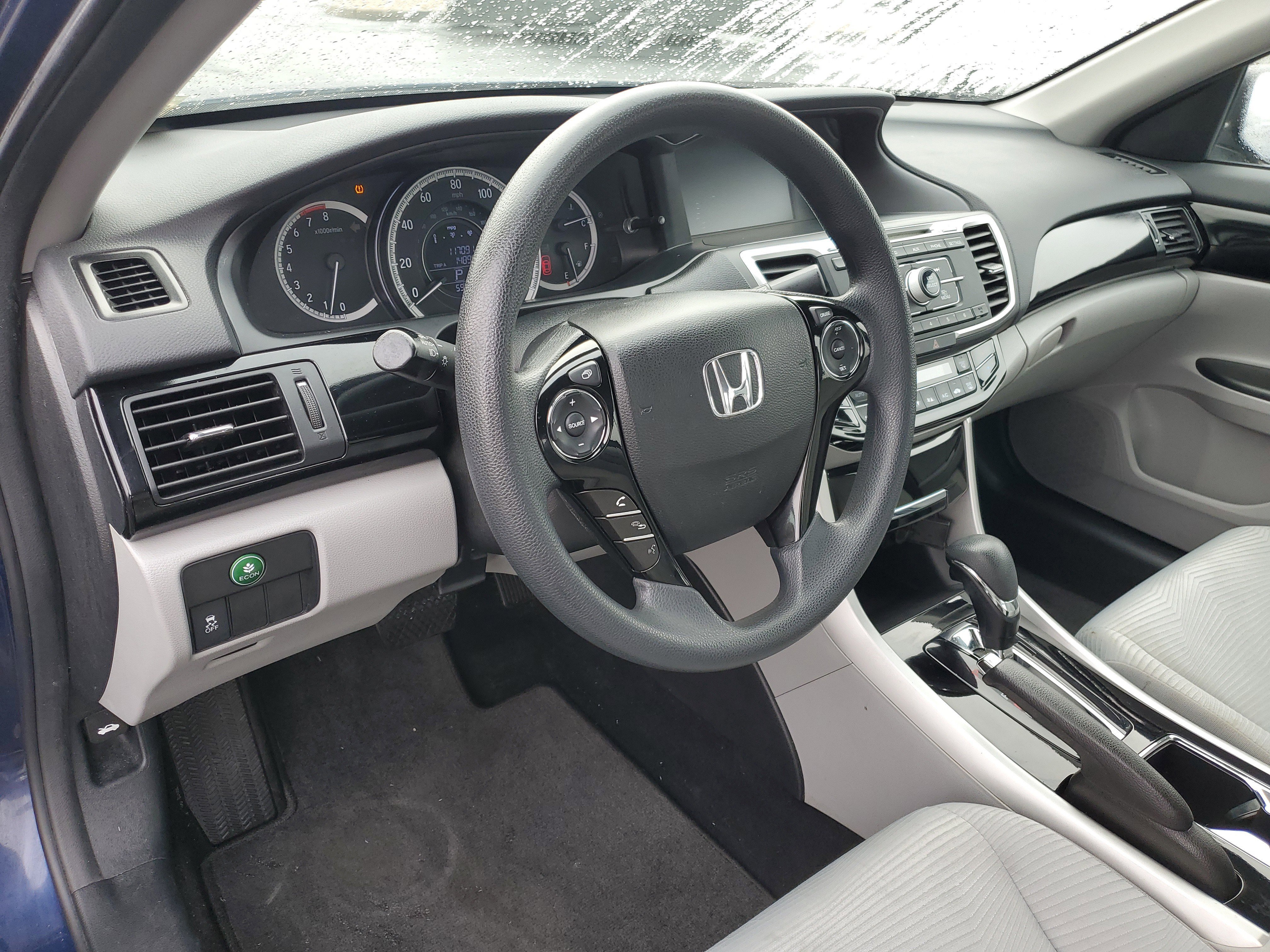 Used 2016 Honda Accord LX image 16
