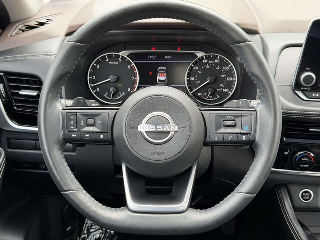 Used 2023 Nissan Rogue SL AWD/4WD image 19