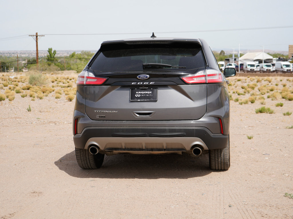 Used 2021 Ford Edge Titanium FWD image 8
