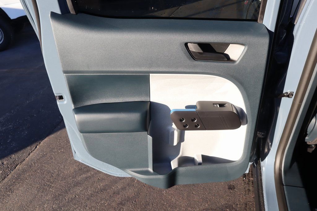 New 2026 Ford Maverick XLT image 15