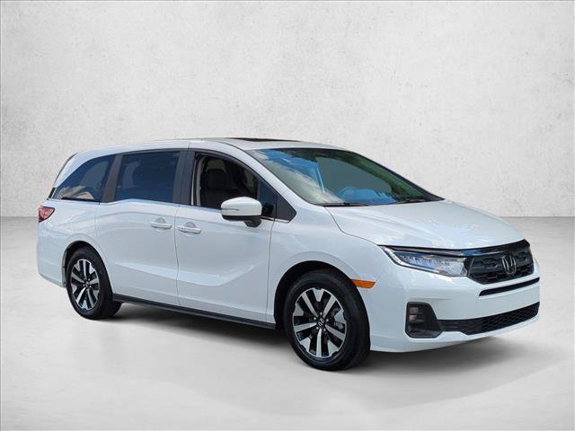 Certified 2026 Honda Odyssey EX-L image 3