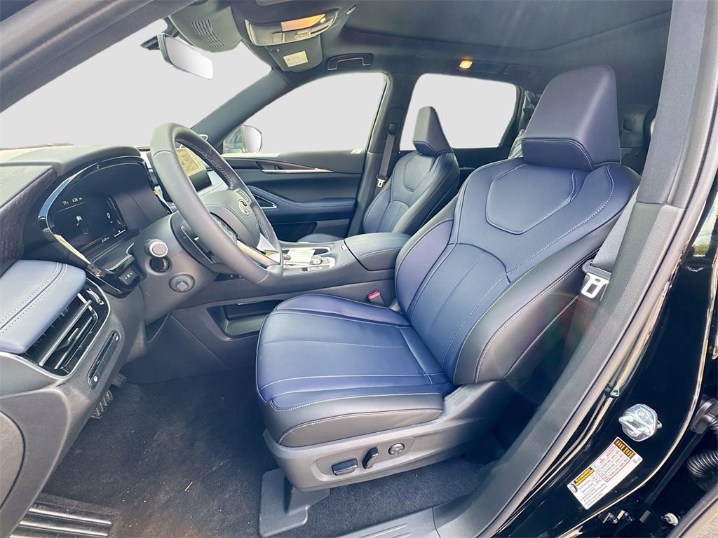 New 2026 INFINITI QX60 Sport w/ Dark Cargo Package image 22