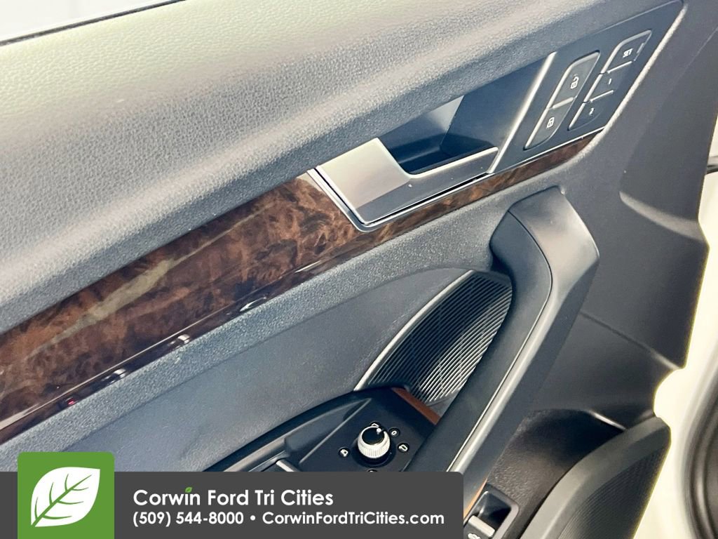 Used 2019 Audi Q5 2.0T Premium Plus w/ Premium Plus Package image 11