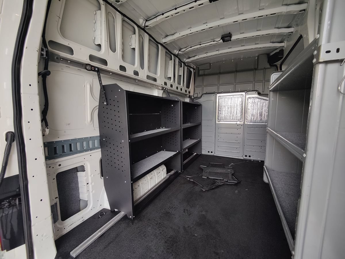 Used 2018 Nissan NV 2500 S RWD image 11