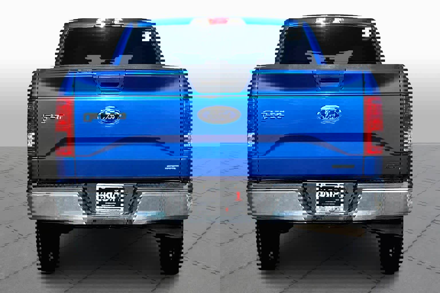 Used 2016 Ford F150 XLT image 5