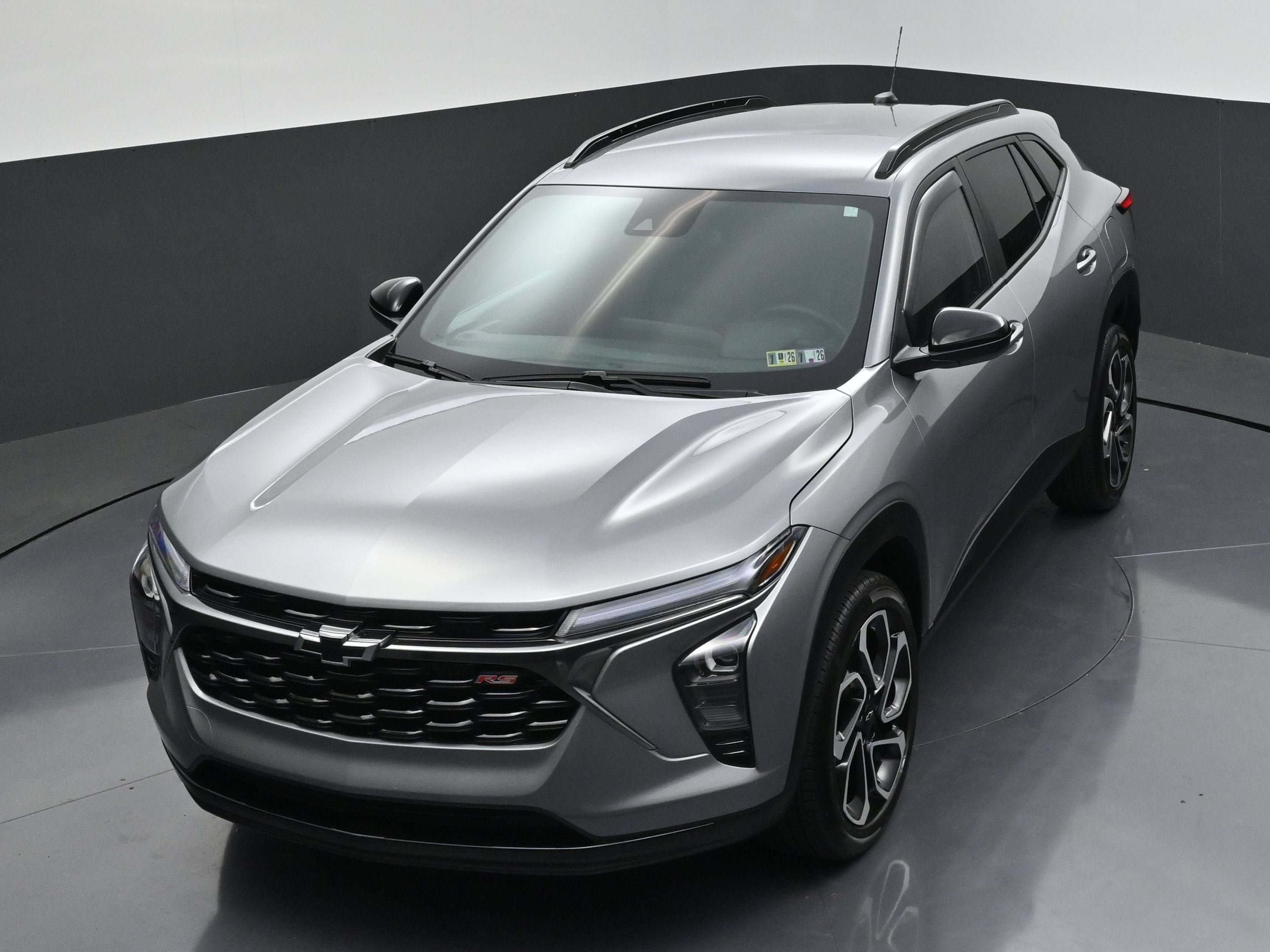 Used 2025 Chevrolet Trax RS w/ Driver Confidence Package FWD image 34