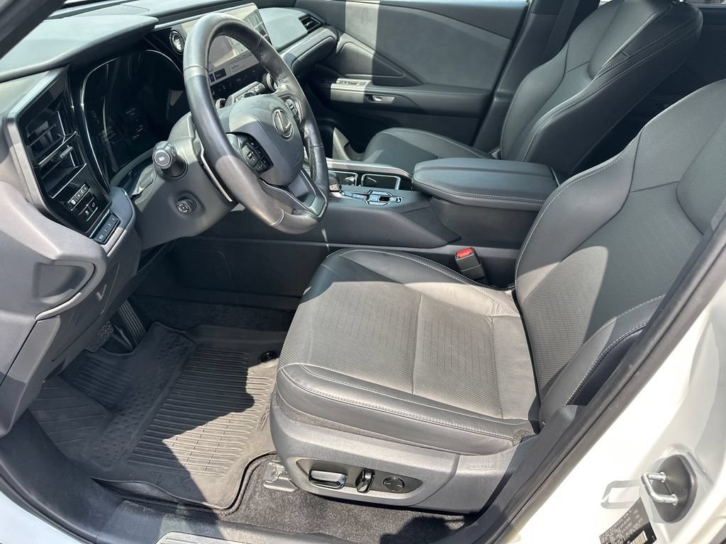Used 2024 Lexus TX 350 FWD w/ Captains Chair Package image 9
