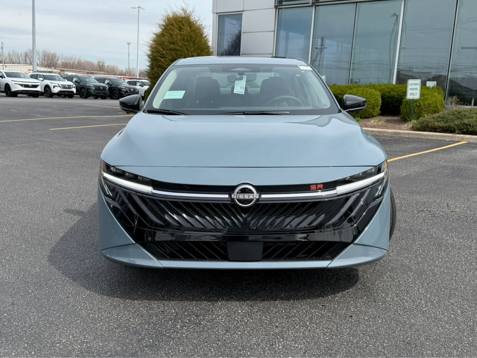New 2026 Nissan Sentra SR w/ SR Premium Package FWD image 2