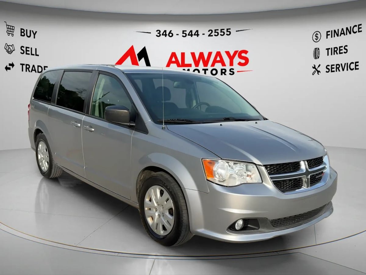 Used 2018 Dodge Grand Caravan SE w/ UConnect Hands-Free Group FWD image 3