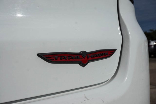 Used 2023 Jeep Compass Trailhawk image 7