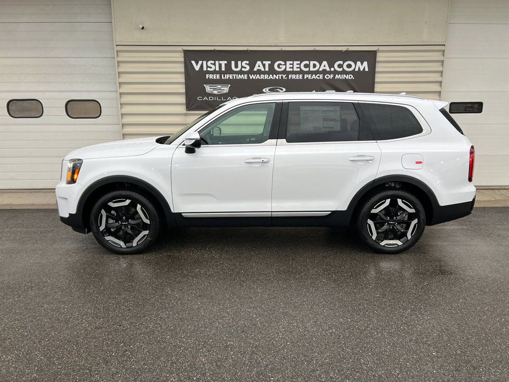 New 2025 Kia Telluride S image 6