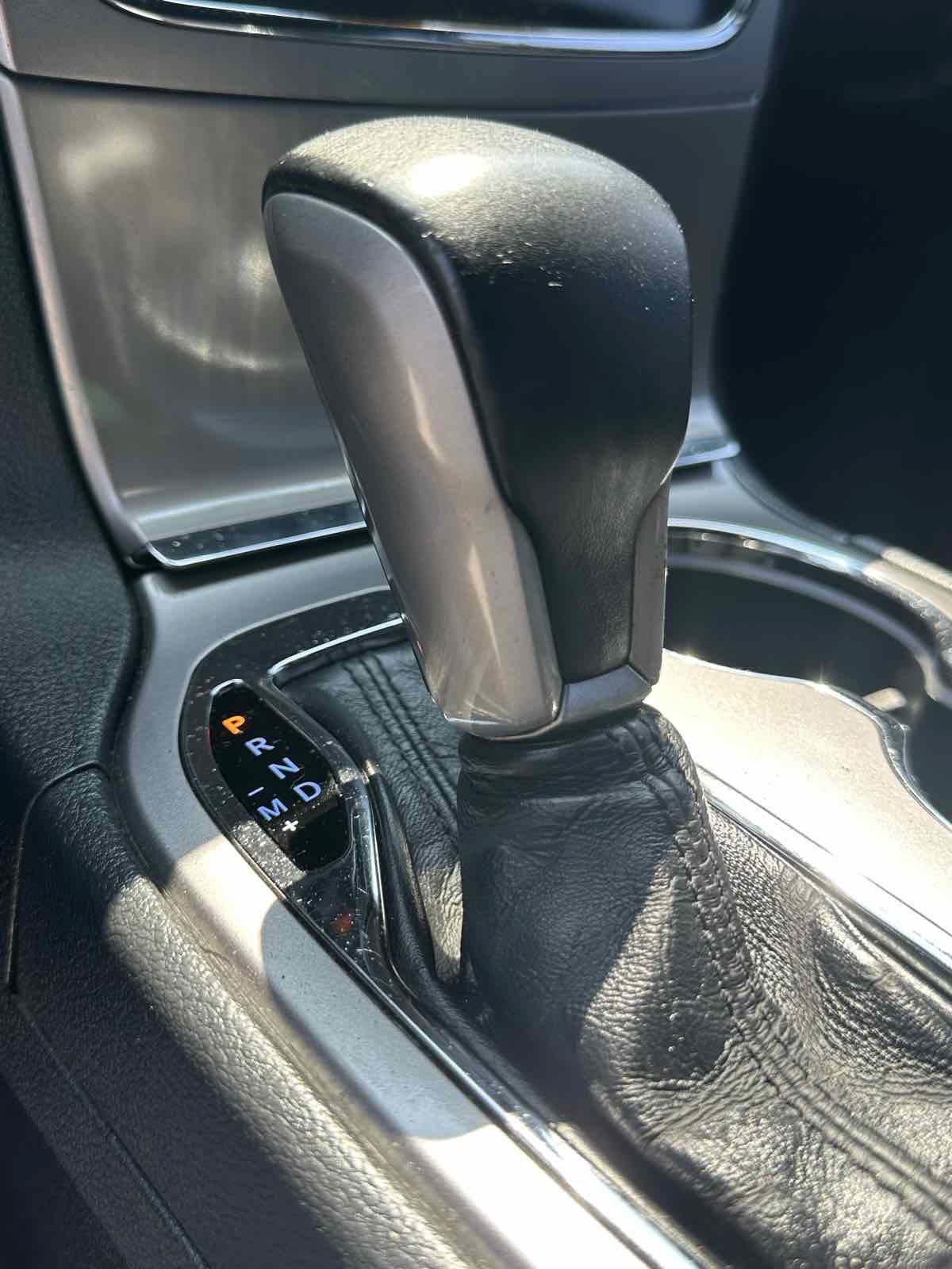 Used 2019 Jeep Grand Cherokee Laredo RWD image 21