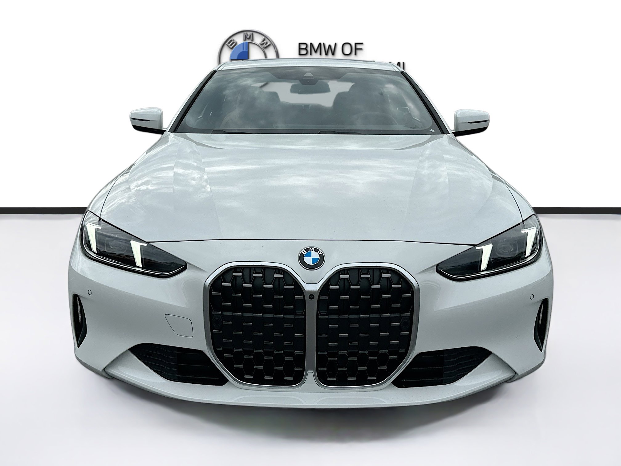 New 2026 BMW 430i Coupe w/ Parking Assistance Package RWD image 2