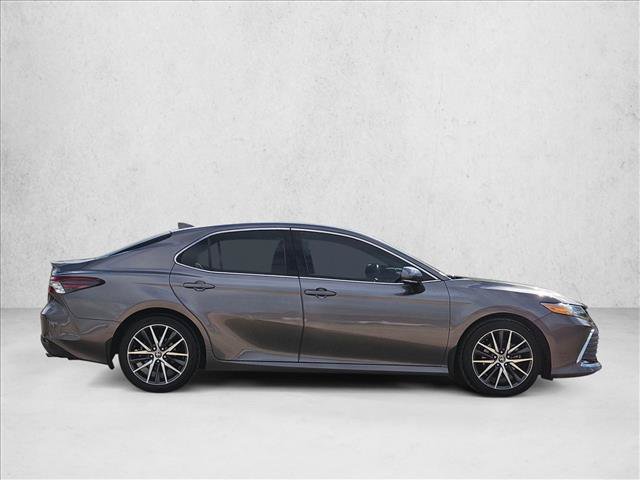 Used 2023 Toyota Camry XLE FWD image 4