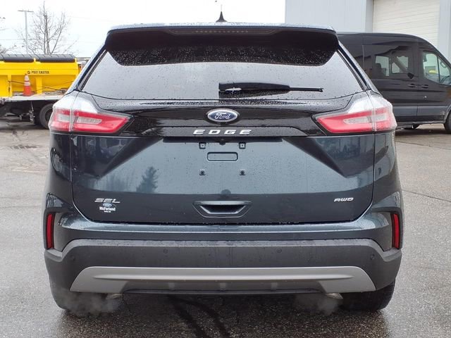 Used 2023 Ford Edge SEL w/ Convenience Package image 4