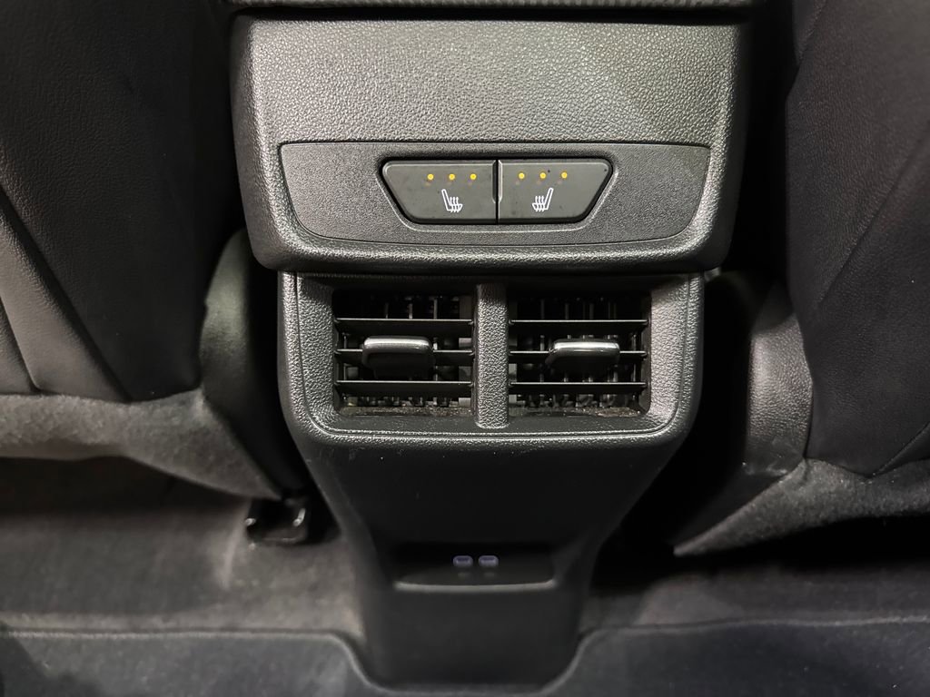 Used 2025 Chevrolet Equinox RS w/ Safety and Technology Package image 27