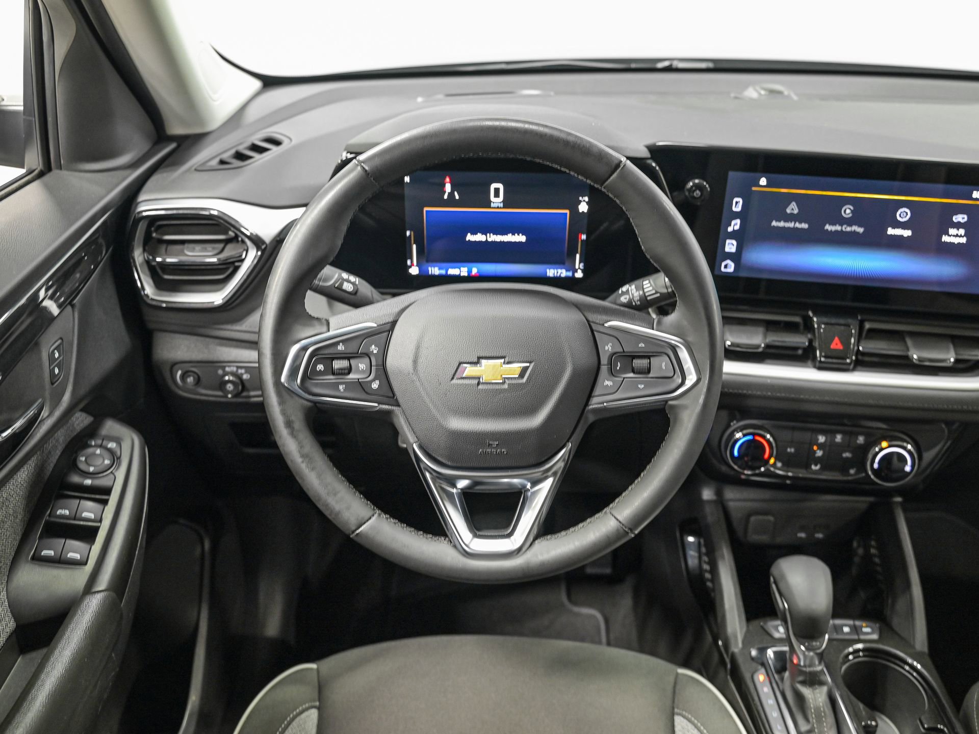 Used 2024 Chevrolet TrailBlazer LT w/ LT Cold Weather Package image 16