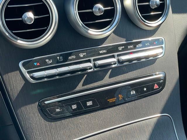 Used 2022 Mercedes-Benz GLC 300 4MATIC Coupe image 17