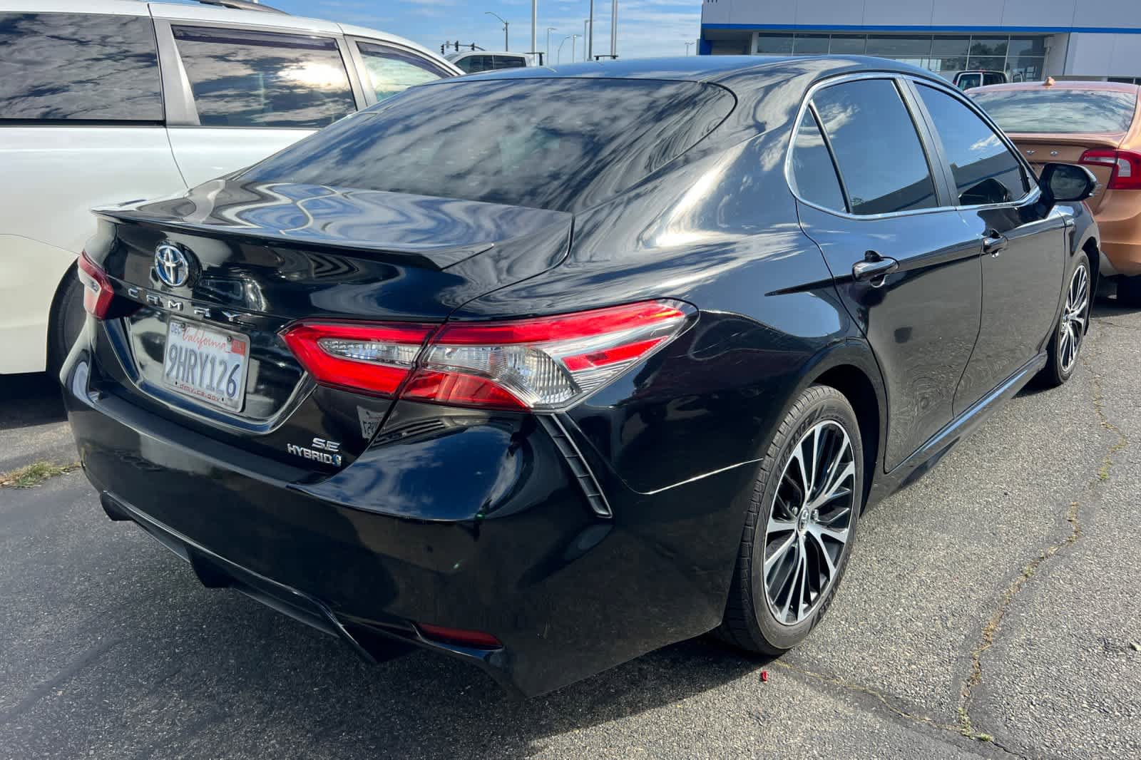 Used 2018 Toyota Camry SE FWD image 4