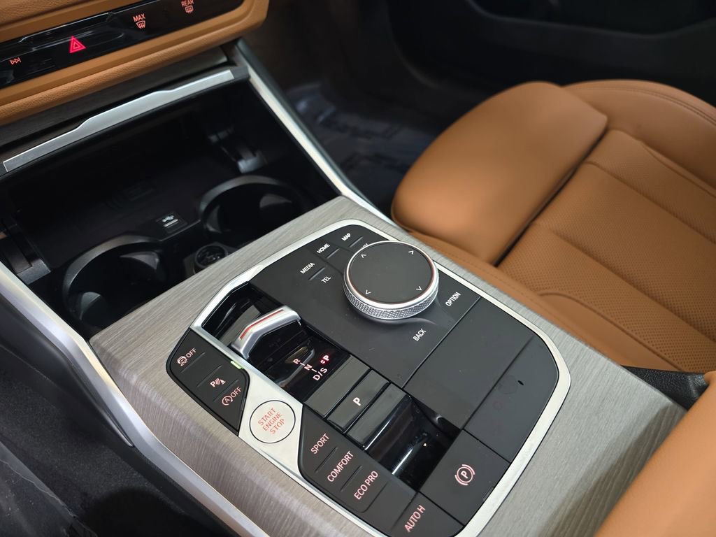 Used 2025 BMW 330i Sedan w/ Convenience Package image 26